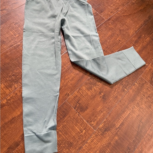 Madewell Pants - Madewell Women’s Light Gray/eucalyptus leggings